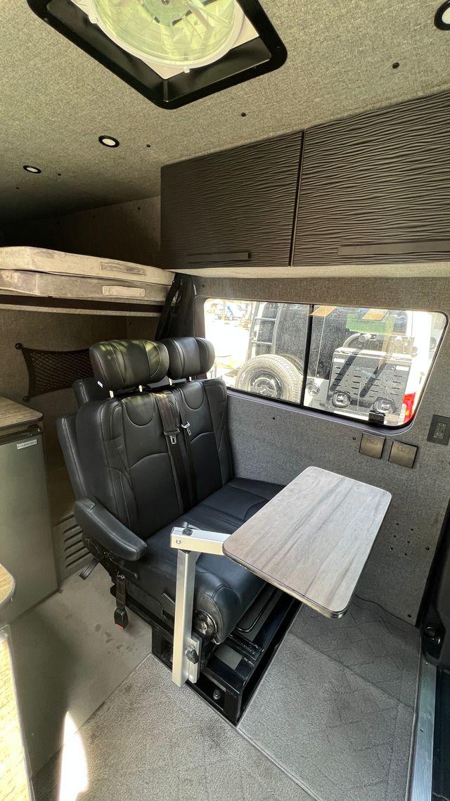 Moto Van