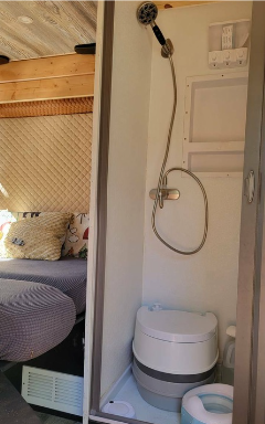 Aluminum Bathroom - Big Bear Vans